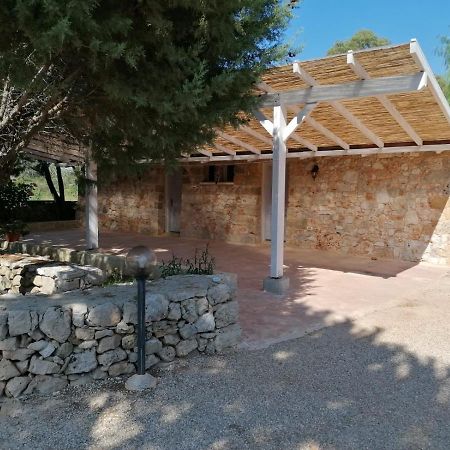 Agriturismo Allu Ruvezzu Bed and Breakfast Torre Mozza Esterno foto